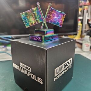Indianapolis 2025 Iridescent tee marker